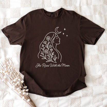 She Rises With the Moon Tee - Minimalist